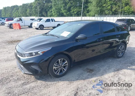 2023 Kia Forte Lxs z USA, uszkodzony, nr VIN 3KPF24AD8PE565451